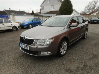 škoda superb 2,0 tdi dsg kombi - kombi nafta