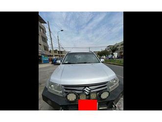 suzuki grand nomade 2013