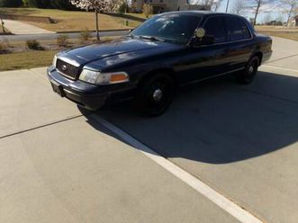 2008 ford crown victoria police interceptor p71 (149k)mi very fast car