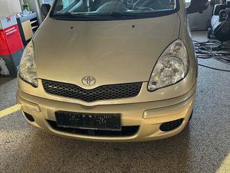 toyota yaris verso 1,4 d-4d sol 5d