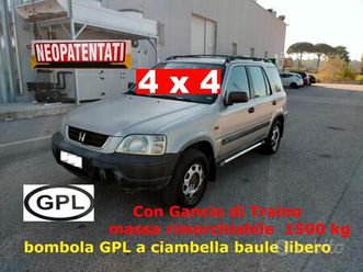 honda cr v 4x4 + gpl + gancio di traino