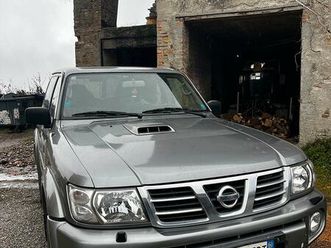 nissan patrol gr y61 3.0 luxury hard top