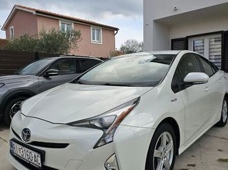 toyota prius hybrid - prilika, 2016 god.