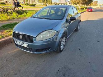 fiat linea 2011 essence à bouskoura