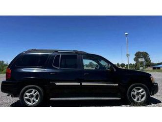 2003 gmc envoy* zero accident* third row seats* clean interior