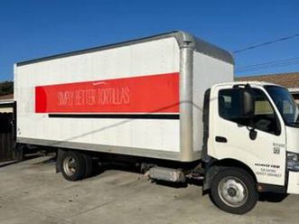 hino 195 box truck