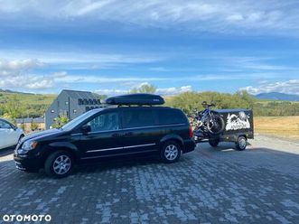 chrysler town & country 3.6 limited