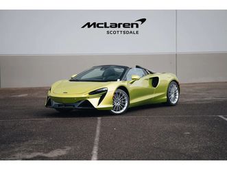 2025 mclaren artura spider