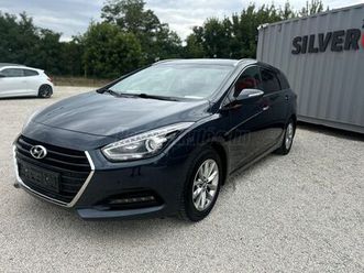 hyundai i40 1.7 crdi hp executive dct facelift-led-d.klíma-ülfűt.-tempomat-parkradar-alufelni-v.horog