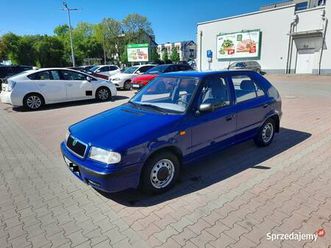 sprzedam škoda felicia '2001 kolekcja! modra 1.3 mpi benzyna 68km piękna!!! wroclaw - sprzedajemy.pl
