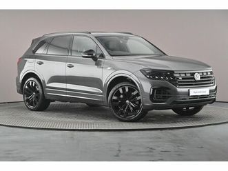 volkswagen touareg - v6 black edition 3.0 tsi 340ps 4motion 8-speed auto tiptronic 5 door