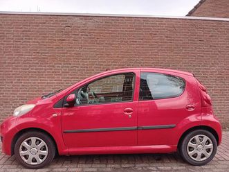 peugeot 107 - 1.0-12v xs *5deurs*airco*elek pakket*neuwe beurt*nieuwe apk*