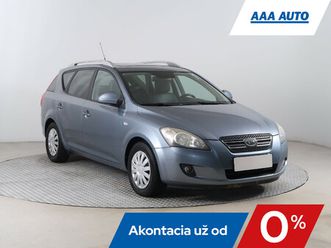 kia ceed sporty wagon 2.0 cvvt, automat, koža, strešné okno