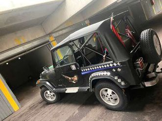 jeep wrangler hubraum 4233ccm