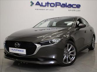 mazda 3 2,0 g122 plus navi 70tkm. čr