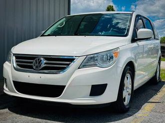 2011 volkswagen routan sel-clean title-one owner-less miles