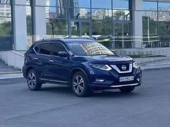 nissan rogue 2017