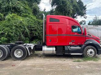 2017 kenworth t680 sleeper truck