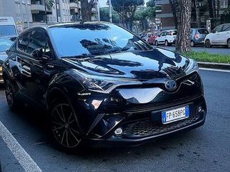 toyota ch-r lounge edition 122cv