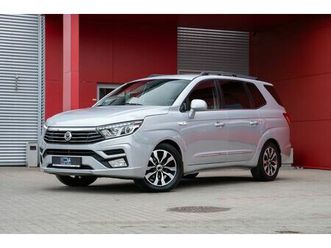 ssangyong rodius crystal plus 2wd/tempomat/pdc/model 2019