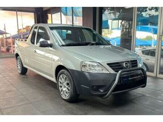 2019 nissan np200 1.6 a/c safety pack