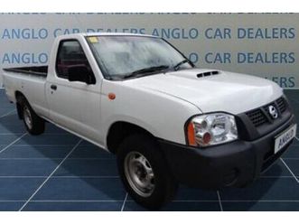 2017 nissan np300 2.5 tdi lwb single-cab