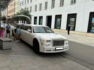 chrysler-300-c-touring-awd-3-5-v6-aut-stretch-limousine