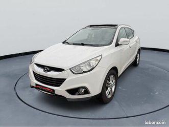 hyundai ix35 2.0 crdi 136ch premium pack / attelage / toit ouvrant / sièges chauffant / gps / régulateur de vitesse / attelage