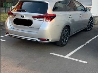 toyota auris ts