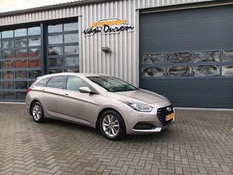 hyundai i40 wagon - 1.6 gdi business edition cruise/clima pdc v+a aur-camera stoelverw