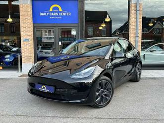 standard range i full black i pano i 2024