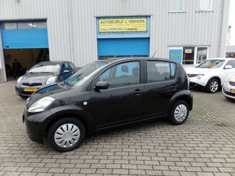 daihatsu sirion 2 1.0-12v trend