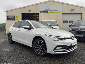 volkswagen golf viii tsi 110ch dsg7 / toit ouvrant / carplay / camera / garantie constructeur 2027
