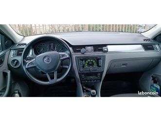 skoda rapid 1.2 essence