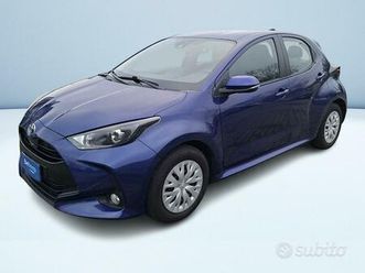 toyota yaris 1.0 active