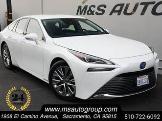 2022 toyota mirai xle sedan oxygen white