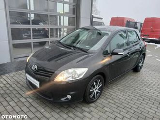toyota auris 1.6 luna