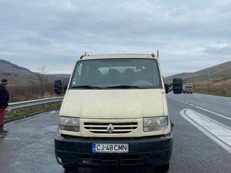 vând renault mascot basculabil valcele