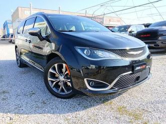 chrysler pacifica 3.6l v6 limited 7 posti