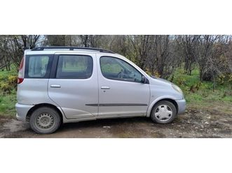 toyota yaris verso 1.3 2,200 bgn