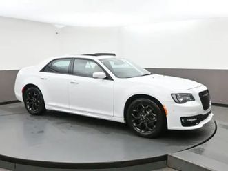 2023 chrysler 300 s awd, sunroof, remote start sale! december cl