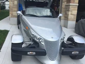 2001 chrysler prowler 26,000 km. mint 46,000. 416-878-7848