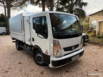 nissan cabstar 2.5 dci 130cv benne rehausse et coffre