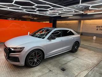 audi - q8