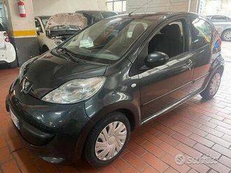 peugeot 107 i.o 68cv 5p plaisir automatica