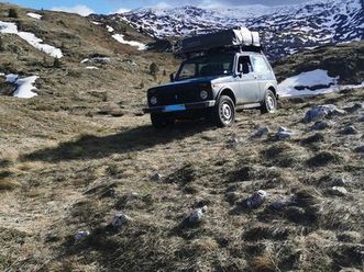 lada niva 21214