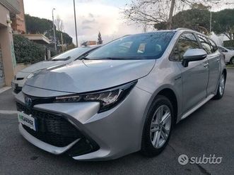 toyota corolla sw hybrid business no obbl. finanz.