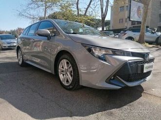 toyota corolla sw hybrid business no obbl. finanz.