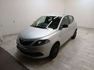 lancia ypsilon 1.2 silver gpl 69cv