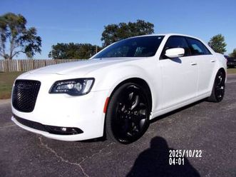 2022 chrysler chrysler 300s